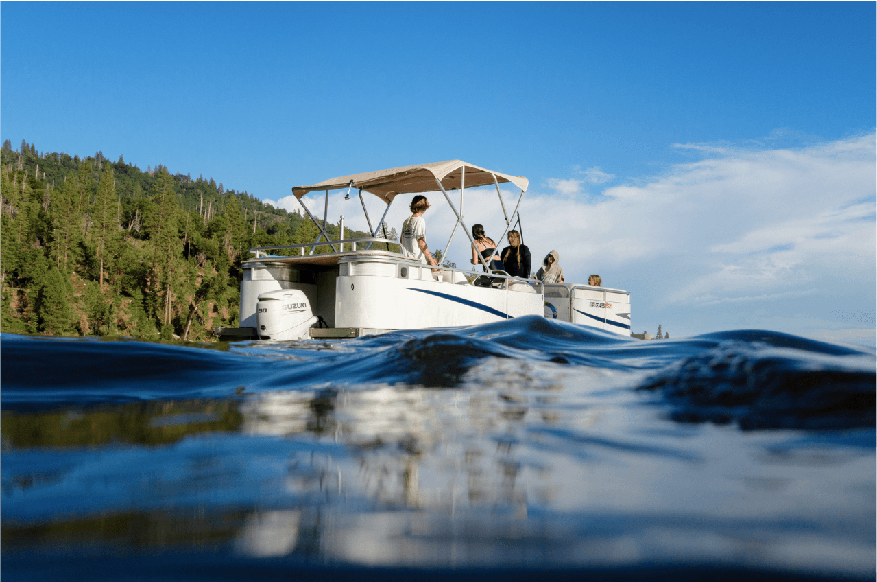 Pontoon boat on Bass Lake