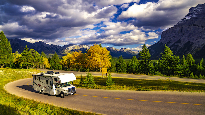 6 Ways to Save Money on Gas This Summer – Tips for RV Owners
