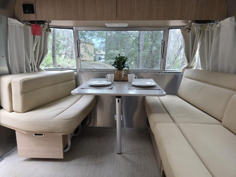 Airstream Suite (Sleeps up to 4)